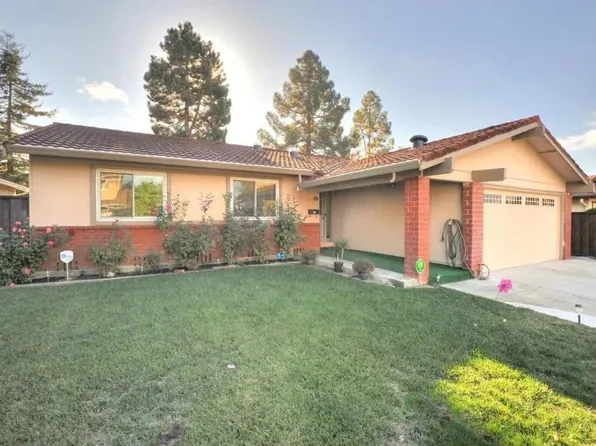 34270 Whitehead Ln, Fremont, CA 94555