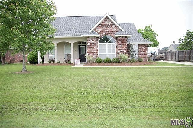 1st image of 32722 Faulkner Dr