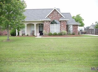 32722 Faulkner Dr, Denham Springs, LA 70706