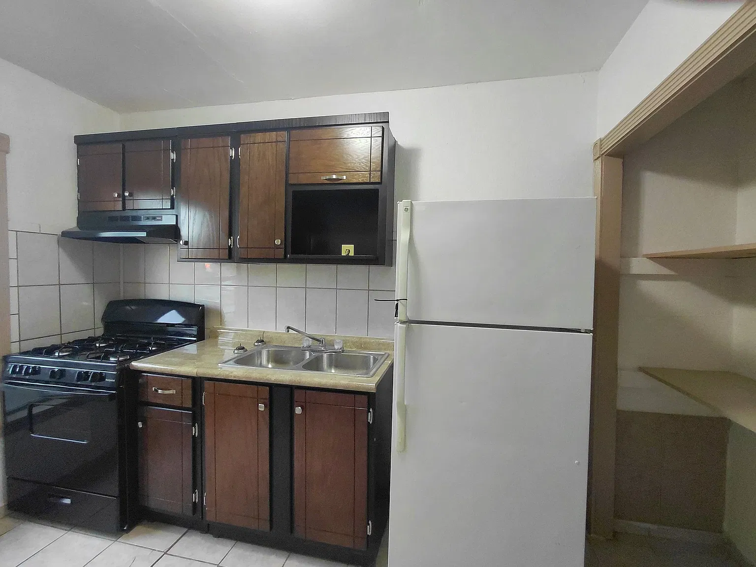 Apartment — Photo 3