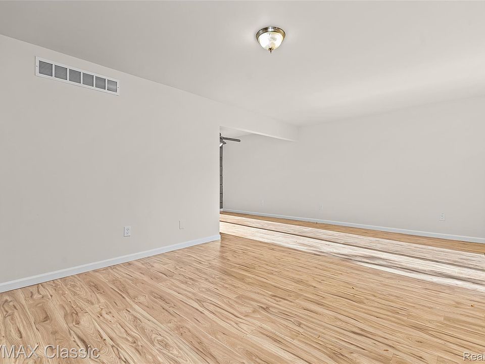 8733 George F Bunker Blvd #s, photo 13