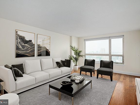 3rd image of 717 S Columbus Blvd APT 1603