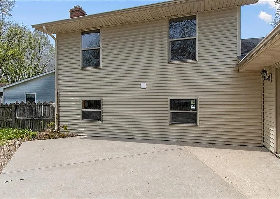 5614 Arvis Dr photo 1