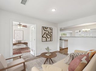 6038 Woodbrook Ln, Houston, TX 77008
