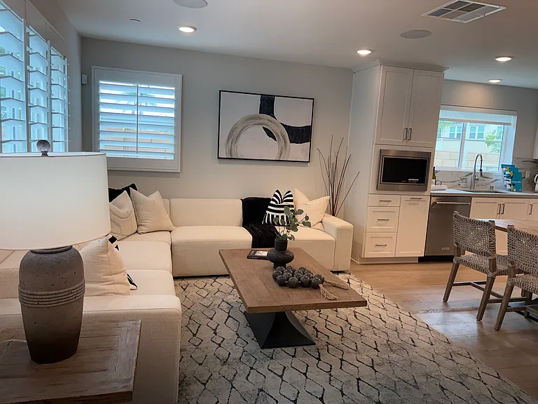 4157 Jasmine Ln — Photo 4