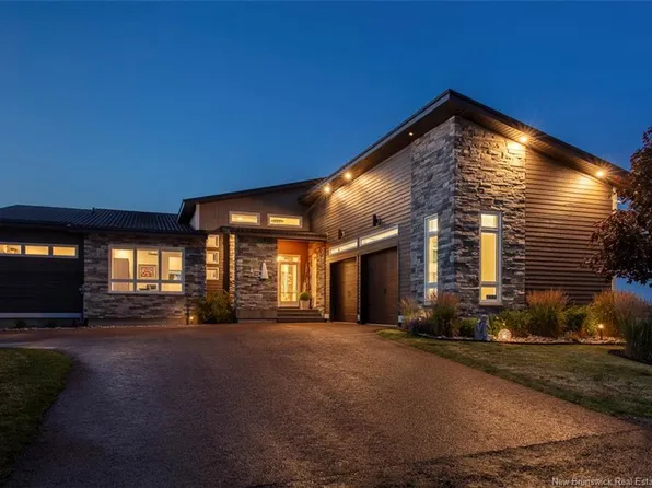 486 Paturel St, Shediac, NB E4P 2L3