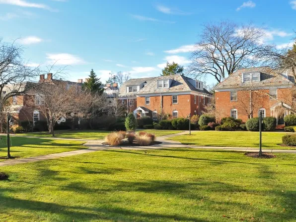 185 E Palisade Ave #D5b-48, Englewood, NJ 07631