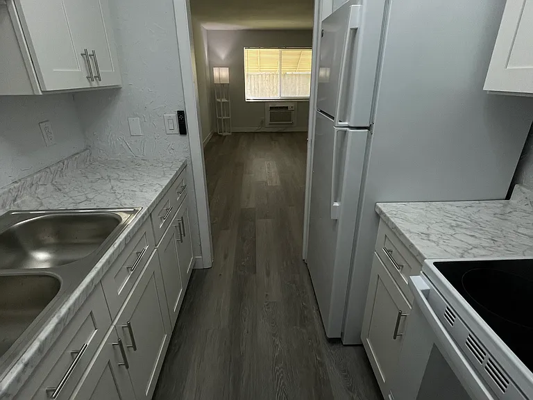 1350 E Sample Rd #110 — Photo 1