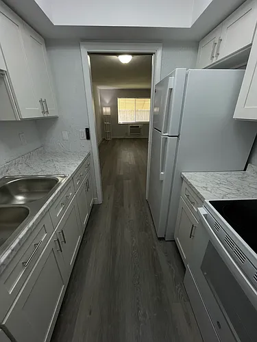 1350 E Sample Rd Photo 1