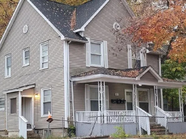 35 Liberty St, Pontiac, MI 48341