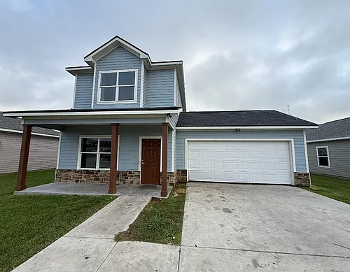 105 Hummingbird Ave Photo 1