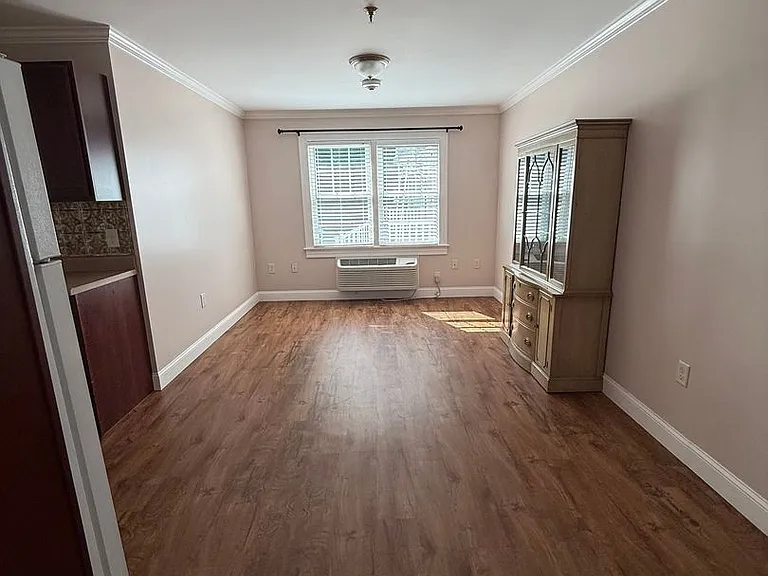 83 Curtis Ave #4 — Photo 17