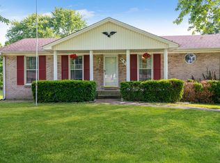 634 Pollard Rd, Clarksville, TN 37042