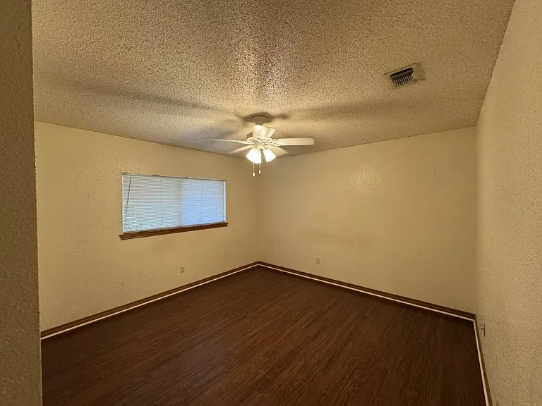 2740 Maple Tree Rd — Photo 5