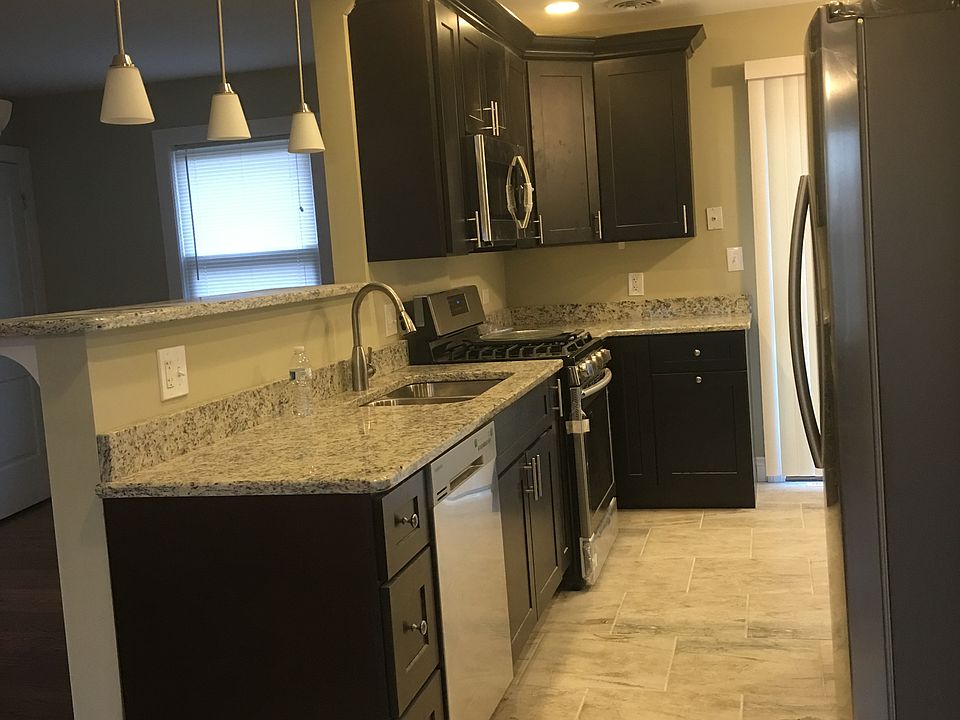 1st image of 11124 Boeger Ct