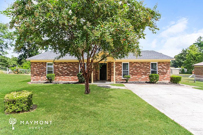 1st image of 2721 Cranbrook Dr