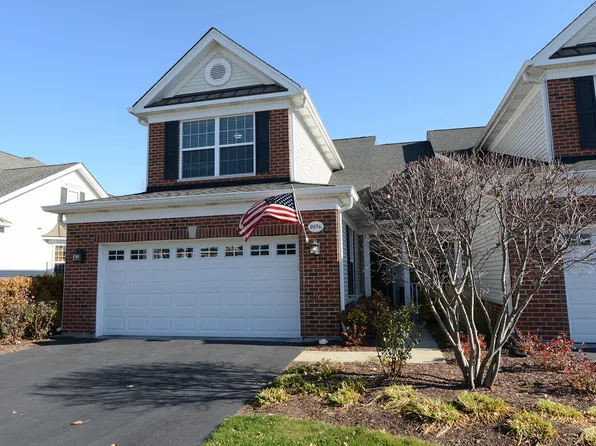 1056 Riviera Dr, Elgin, IL 60124