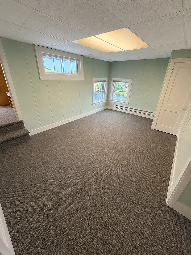 4428 E Superior St — Photo 3
