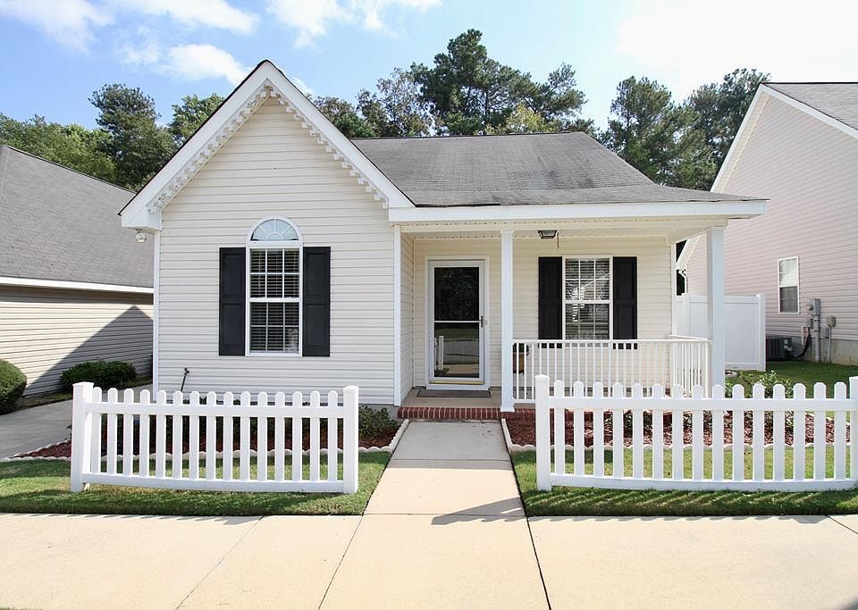 1st image of 4490 Galway Dr