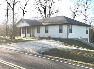 5922 Wade Rd, Jefferson City, MO 65109