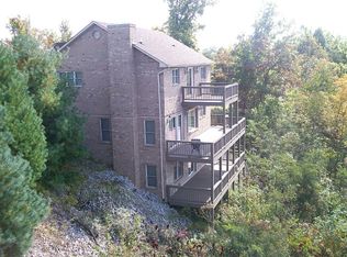 521 Fox Point Rd, Jamestown, KY 42629