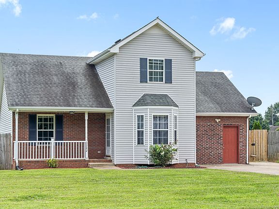 2nd image of 3282 N Senseney Cir