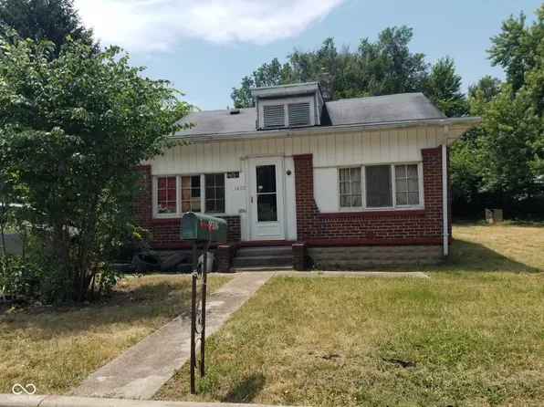 1402 N 26th St, Terre Haute, IN 47803