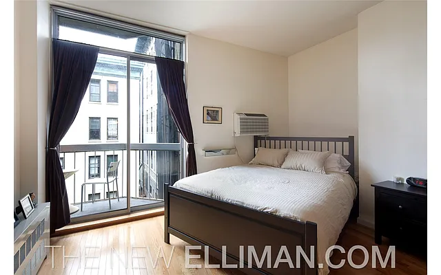 Rented by Douglas Elliman | media 19