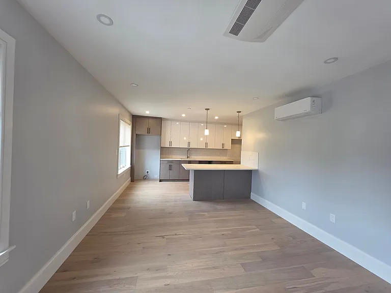 349 Market St #B1 — Photo 22