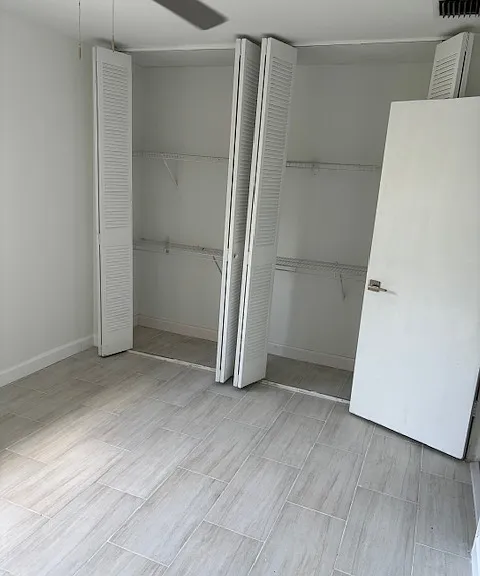 139 Sparrow Dr #3G — Photo 9