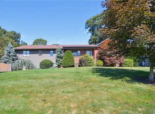 29 Sayles Hill Rd, Lincoln, RI 02838