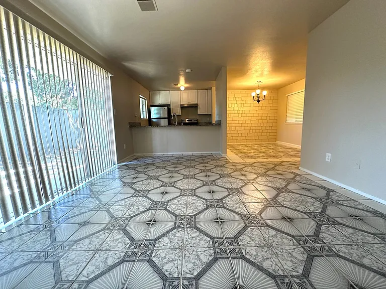 609 Fort Sumpter Dr — Photo 11