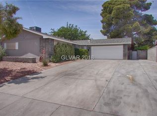 3853 Syracuse Dr, Las Vegas, NV 89121