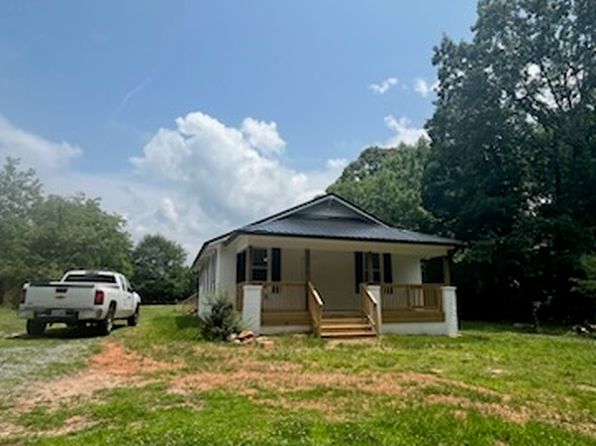502 Buck Collins Rd