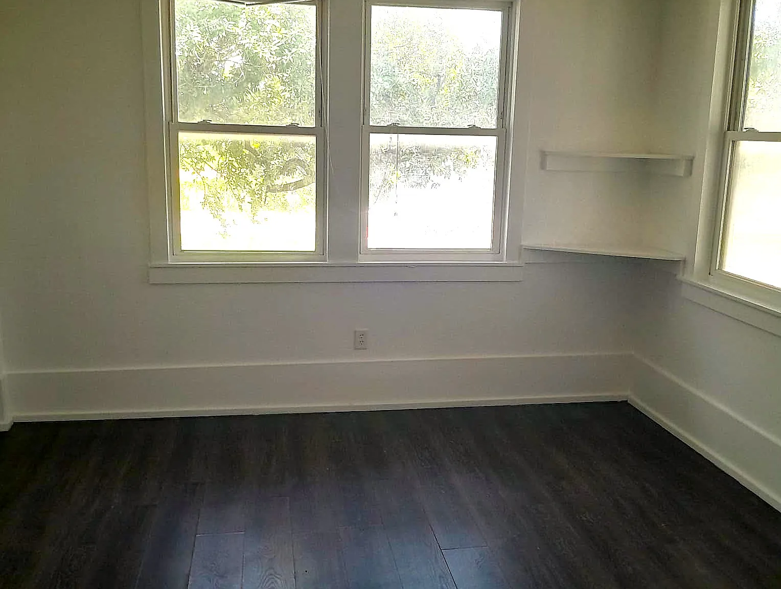 3 bed, $1,600 — Photo 2