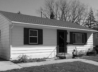 2476 Shades Crest Rd, Vestavia Hills, AL 35216