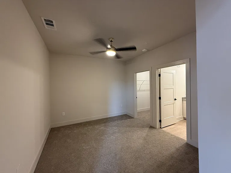 District on the Etowah Apartments — Photo 270