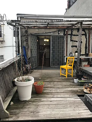 Rented by Zone Corp | media 34