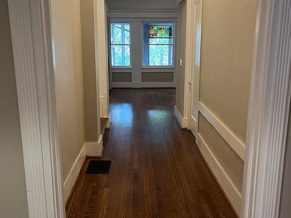 5th image of 2607 11th Ave S