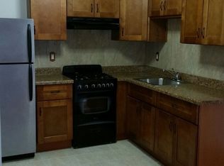 2527 33rd St APT 2, Astoria, NY 11102