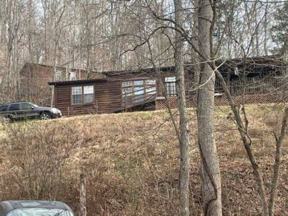 1st image of 4720 Mary Way