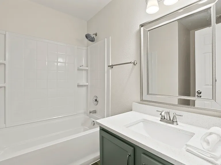 12900 Cedar Hollow Dr — Photo 18