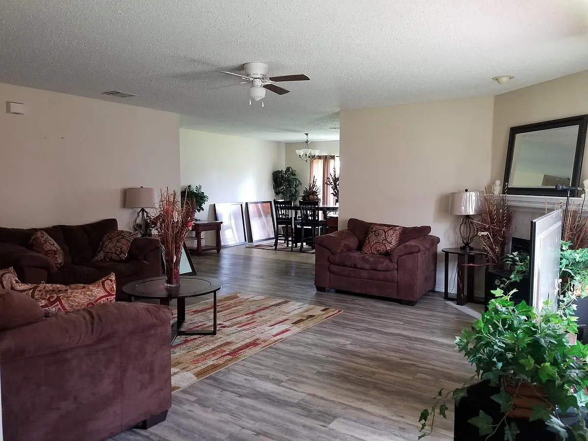 Building Photo - 8103 Zephyr Ct