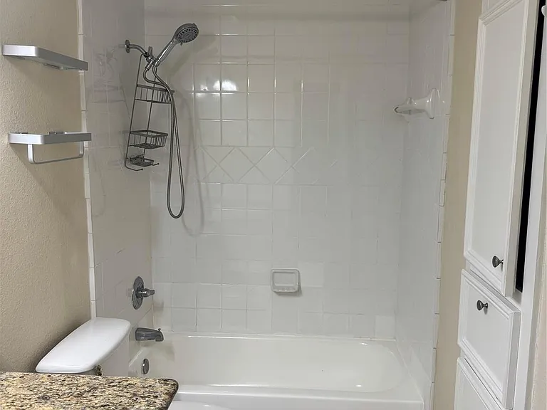 1514 Palm St #4 — Photo 8