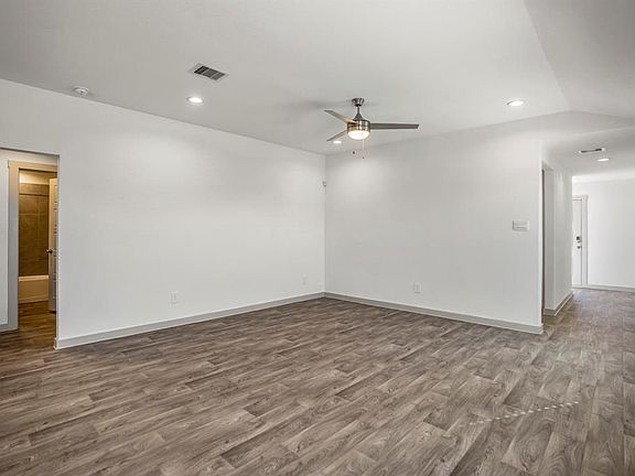 4th image of 2903 Stamford Hill Ln