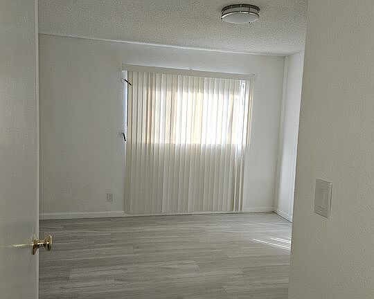 5th image of 5170 N Columbus Ave #7