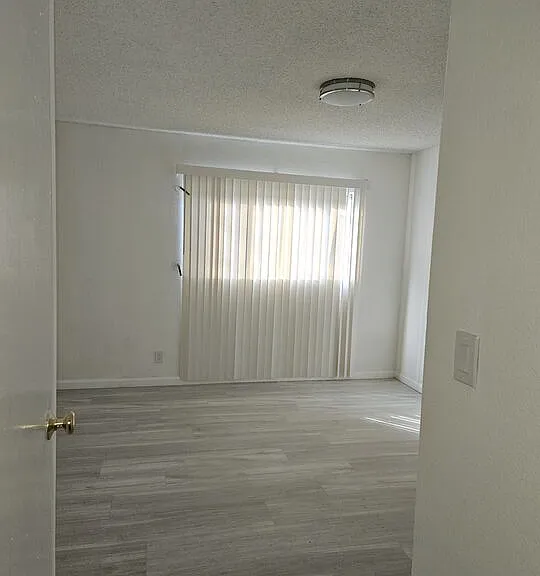 5170 N Columbus Ave #7 — Photo 5