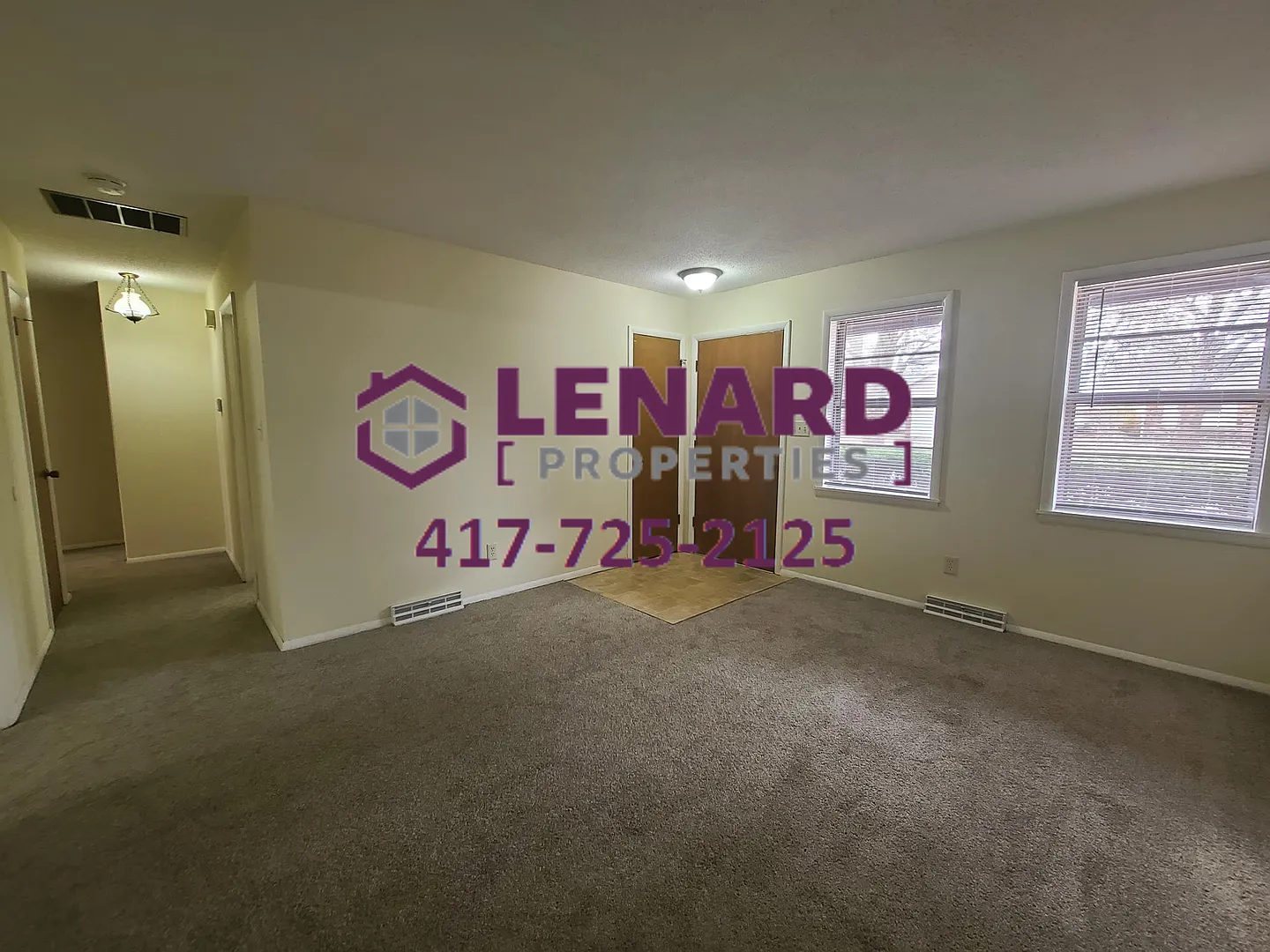 Spacious 3 Bedroom Home! — Photo 4