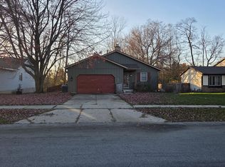 5975 S Parkway Ave SE, Kentwood, MI 49508