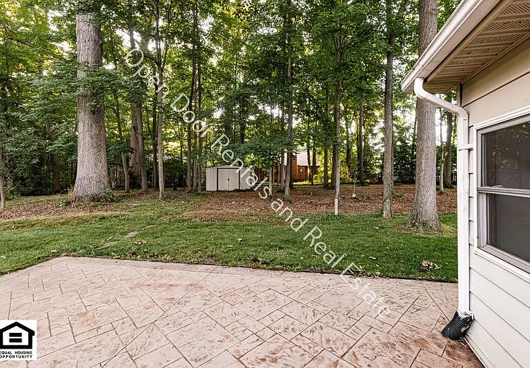 9324 Saratoga Rd — Photo 40